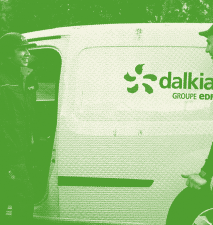 Deux techniciens en reconversion professionnelle chez Dalkia